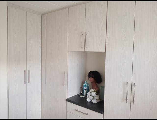 2 BEDROOM APARTMENT FOR SALE IN RAVENSWOOD